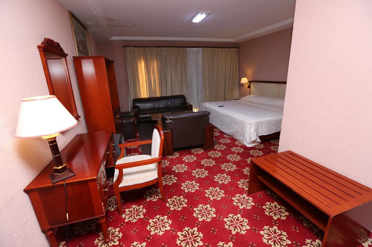 Palace Hotel Ouagadougou Eksteriør billede